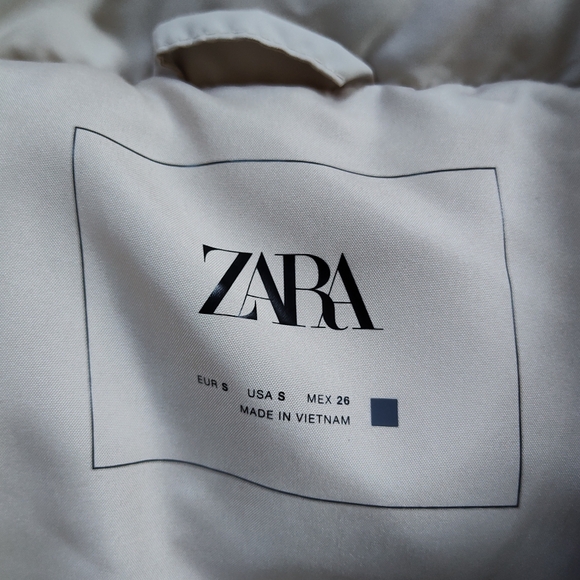 New Zara Cream Puffer Vest - Picture 3 of 3